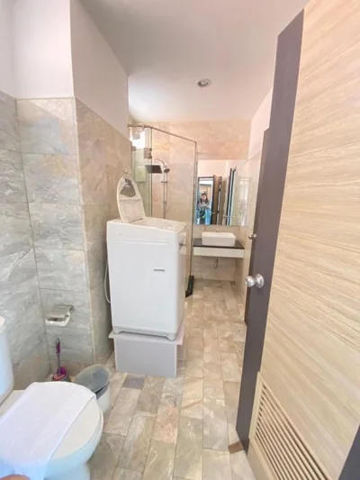 Stunning 60 sqm Studio at NaiHarn Beach Condo, Walk to Beach, Your Tropical Retreat! – Photos 8