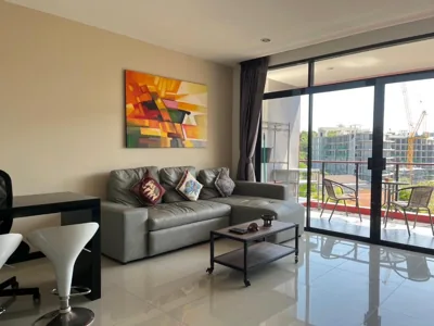 Stunning 60 sqm Studio at NaiHarn Beach Condo, Walk to Beach, Your Tropical Retreat! – Photos 12